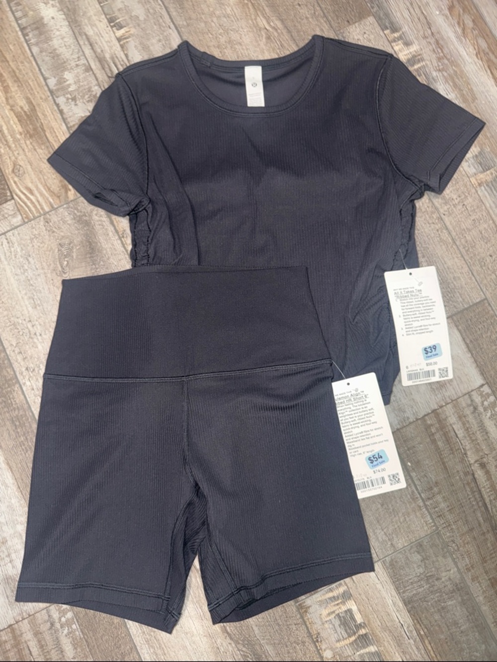SET!! lululemon athletica Black Ribbed High-Waist Training Shorts & Tee.